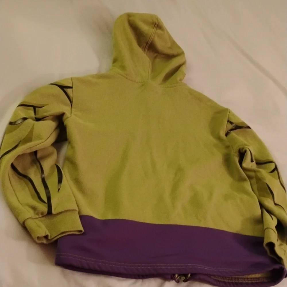 Boy's Hulk Hoodie - Picture 4 of 4